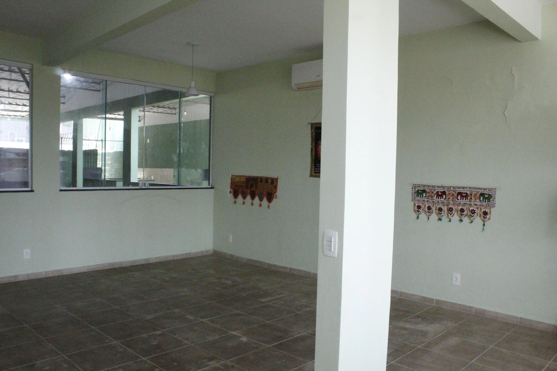 Casa sem mobília com 1 quarto e 2 banheiros e garagem — photo 48