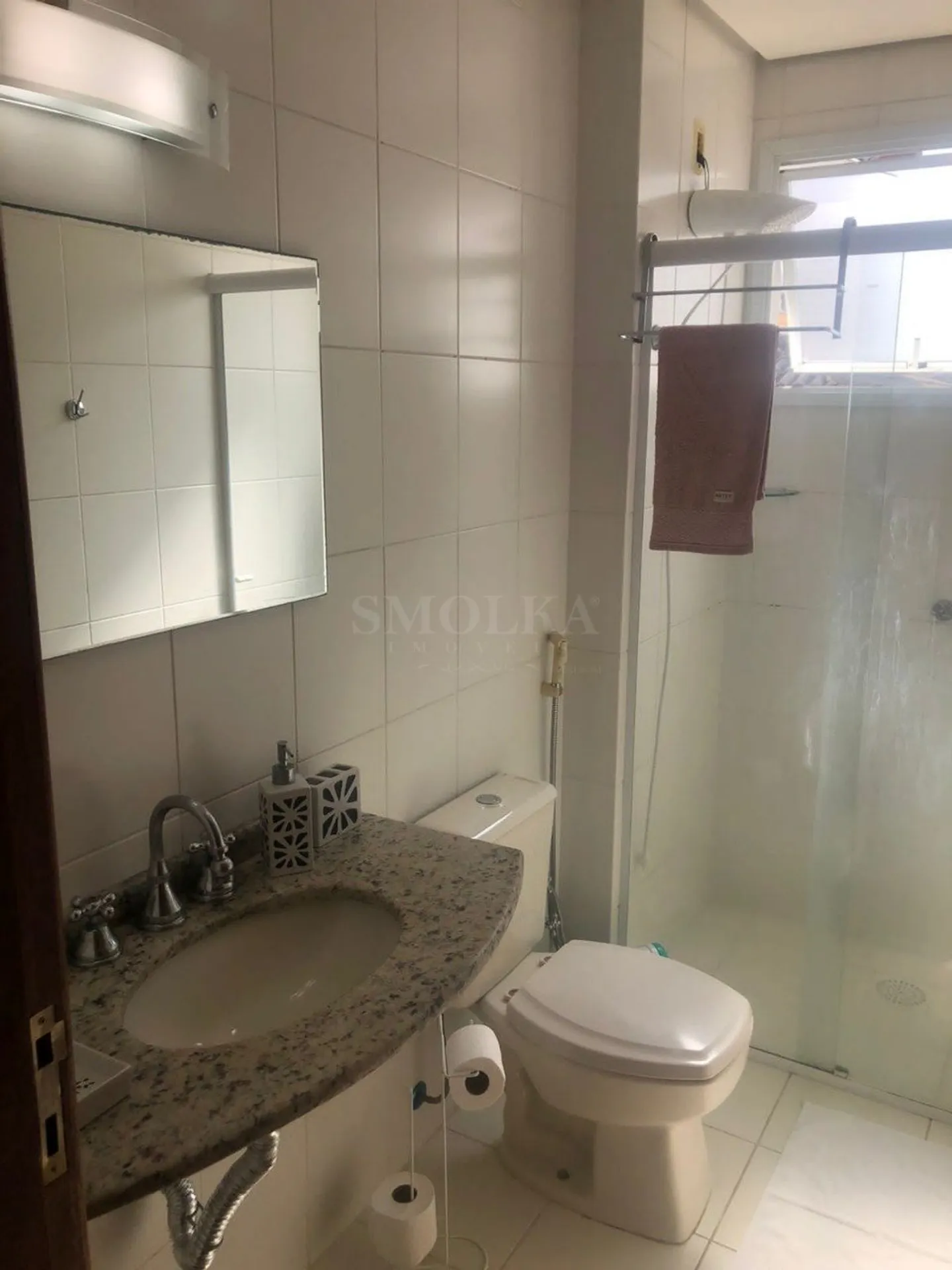 Furnished apartment with gas kitchen and en-suite — photo 5