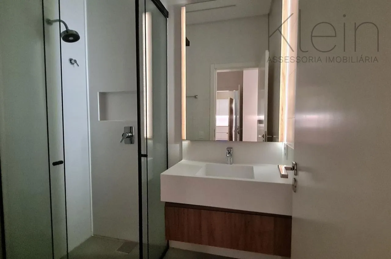 Квартира 109 м² з 2 спальнями-сюїтами та 3 ванними — photo 32