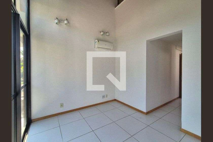Casa em condomínio com 4 suítes e 150 m² — photo 26