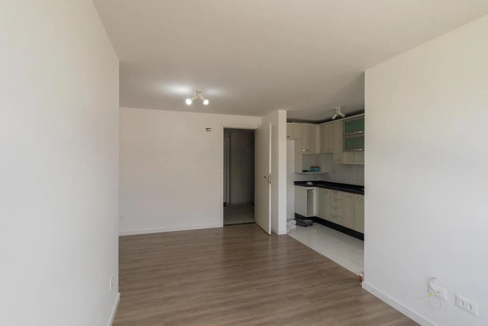 2-bedroom apartment with a home office — photo 4