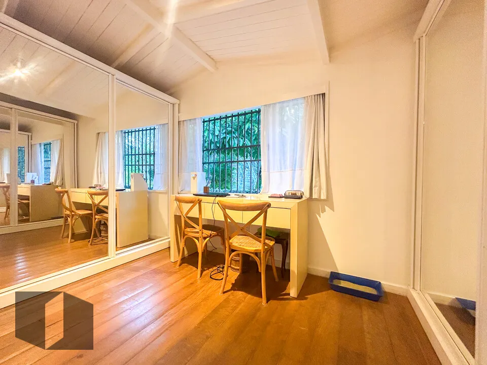 Casa triplex amueblada con 7 dormitorios y 5 suites — photo 38