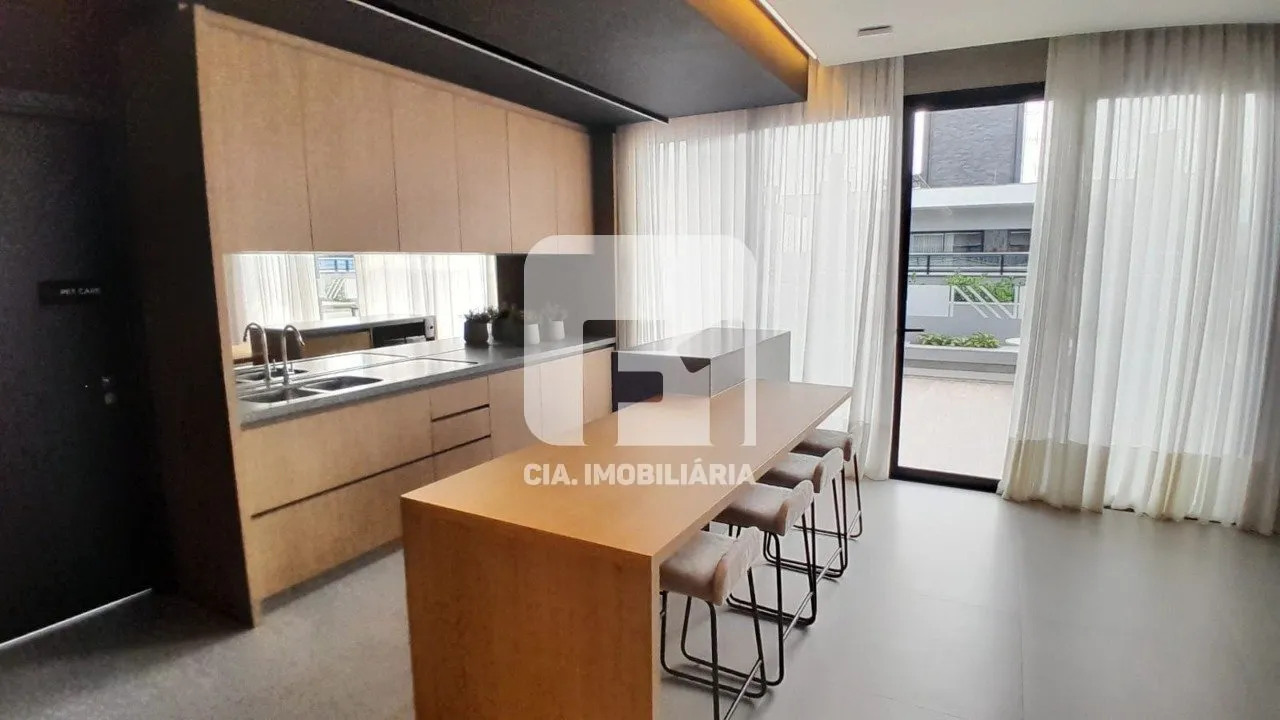 Furnished apartment with 2 en-suite bedrooms — photo 2