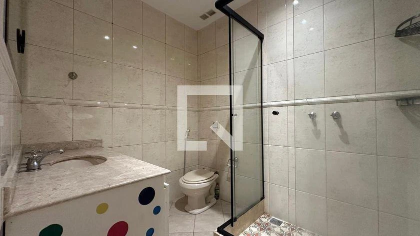 Apartment, 69 m², with wood or laminate floors — photo 8