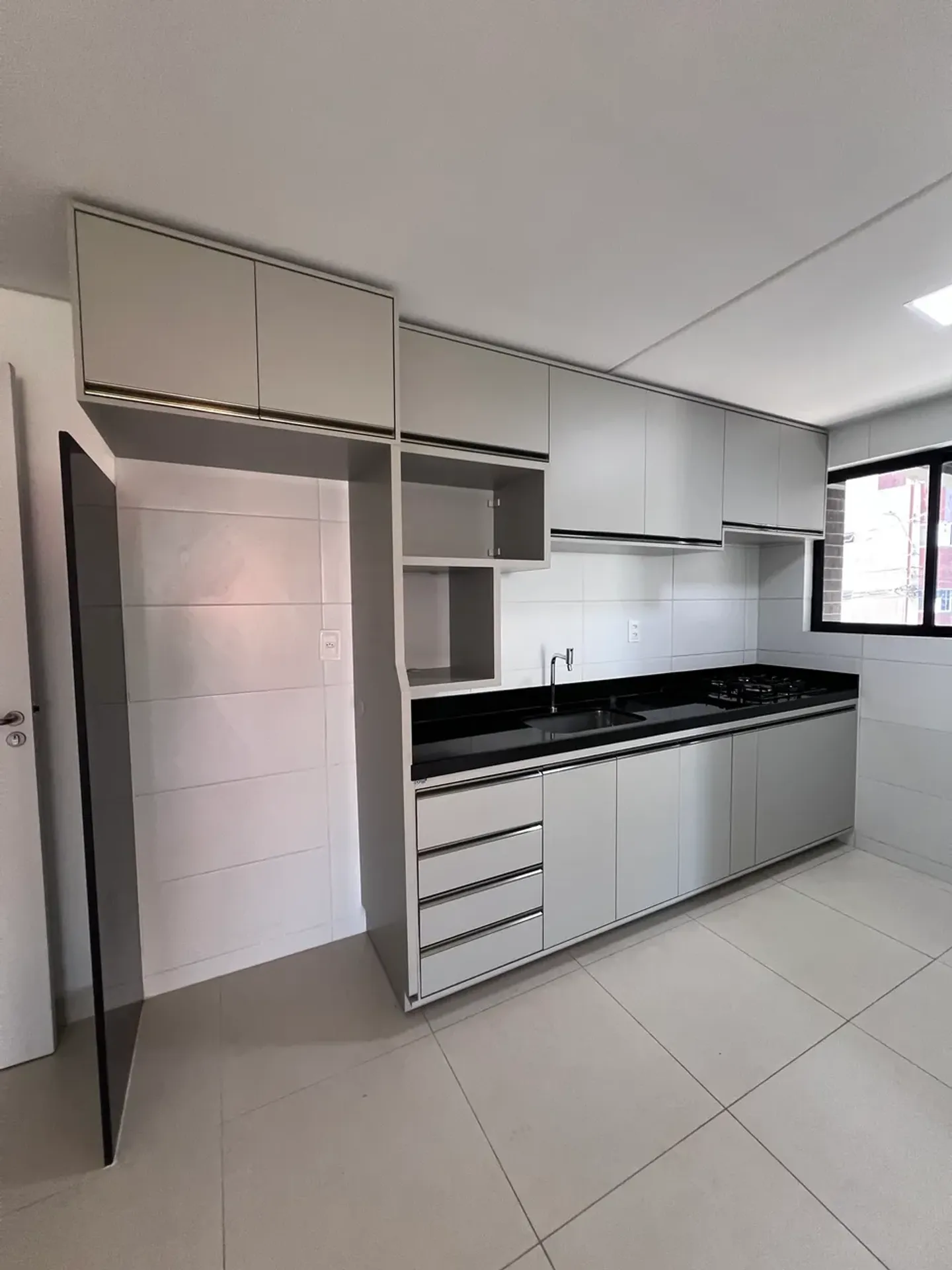 Apartamento com 3 quartos e 1 suíte de 79 m²