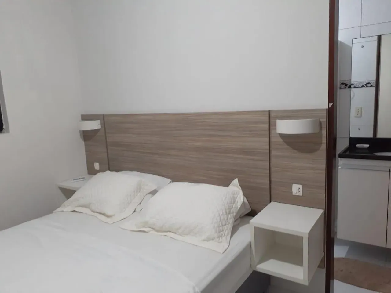 Furnished apartment with 2 bedrooms and a separate kitchen — photo 3