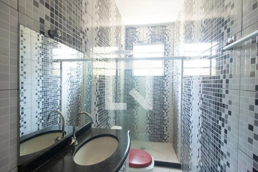 House with 548 m² and 5 bedrooms, with shared pool — photo 54