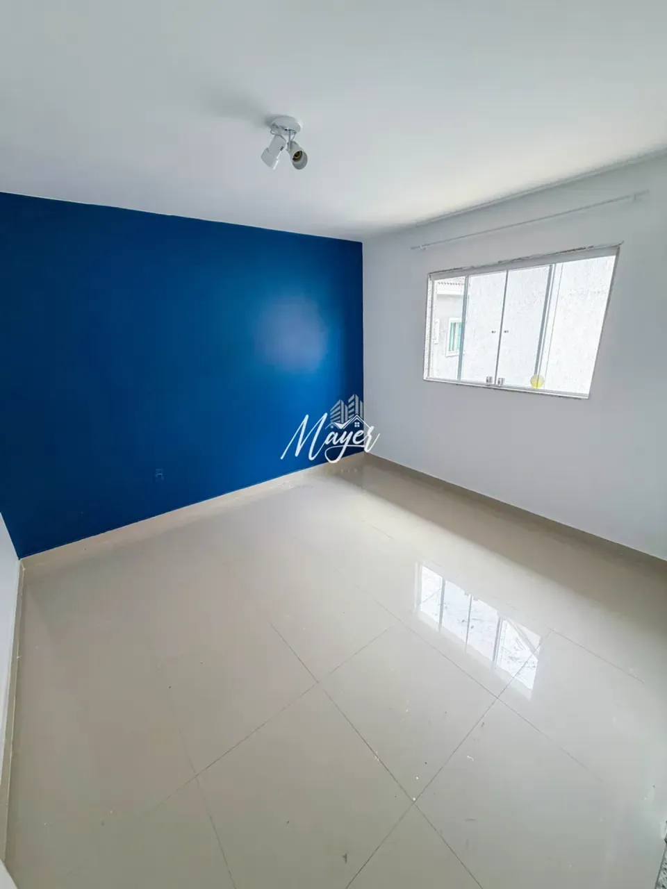 House with 4 bedrooms and 5 bathrooms, separate kitchen — photo 4