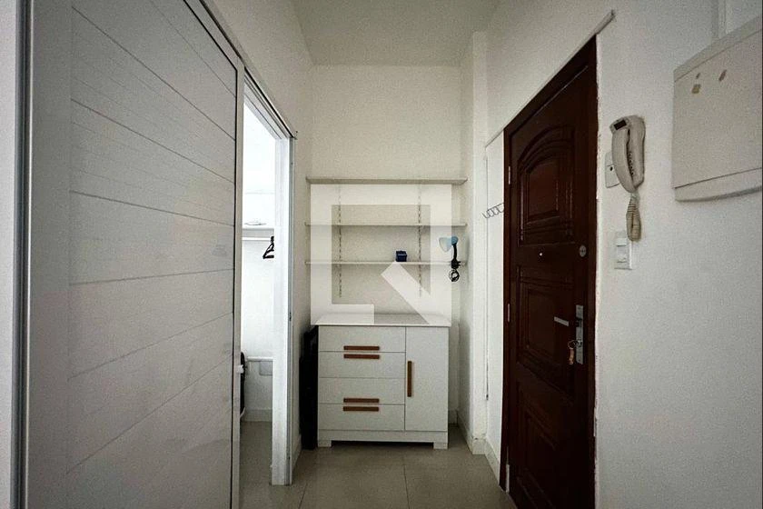 Furnished 27 m² apartment with 1 bedroom and 1 bathroom — photo 11