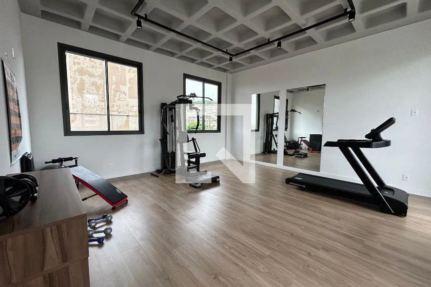 Studio in a building with a gym — photo 13