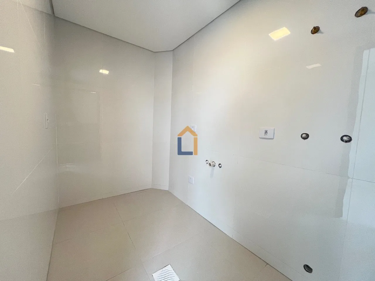 3-bedroom house, 1 with its own bathroom, 153 m², Curitiba — photo 25