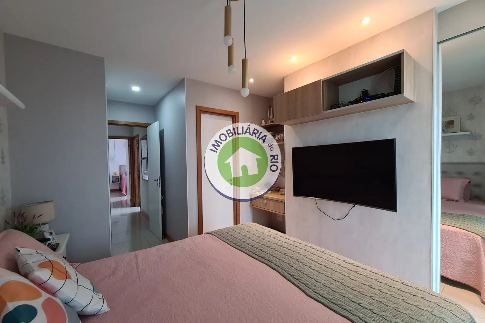 Unfurnished apartment with 4 bedrooms and 5 bathrooms — photo 23