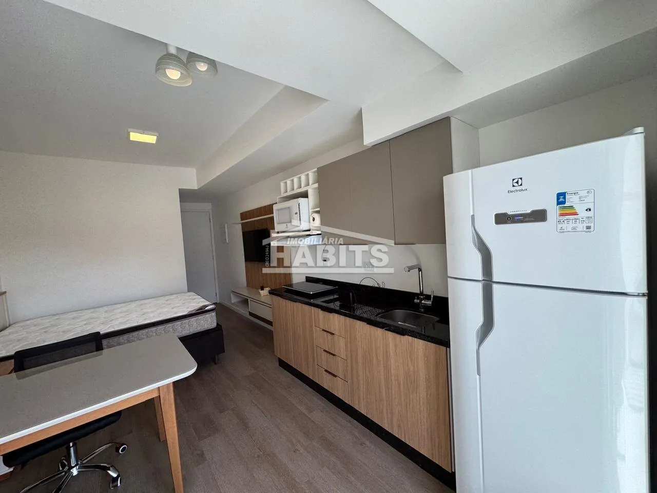 Furnished 1-bedroom apartment, 26 m² — photo 2