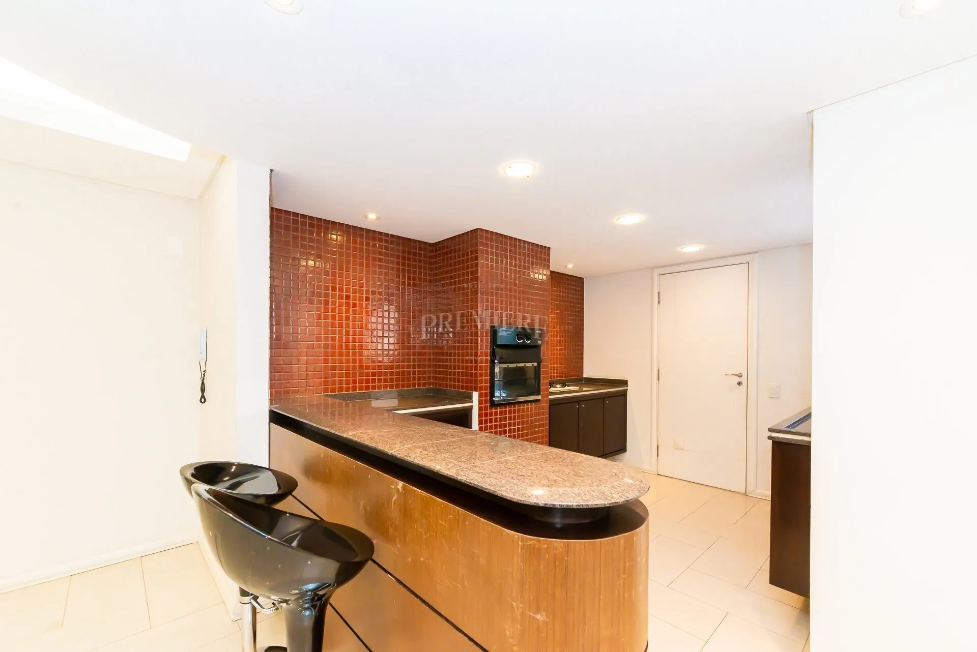 Apartamento de 3 suítes com 265 m² e 2 vagas — photo 28