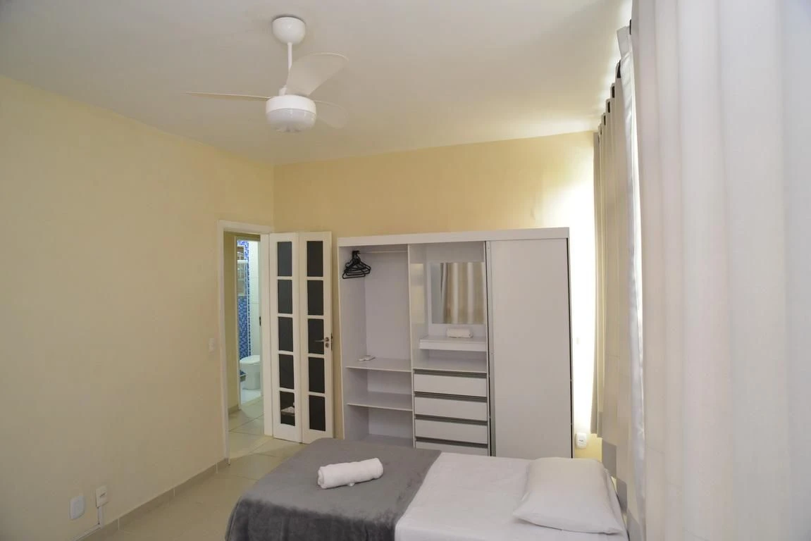 5-bedroom house with a washing machine — photo 13
