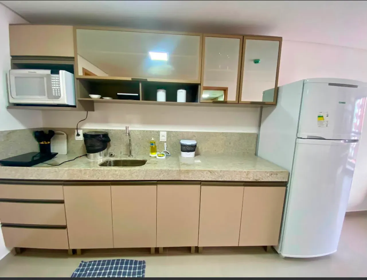 Apartamento mobiliado com 2 quartos e varanda com churrasqueira — photo 4