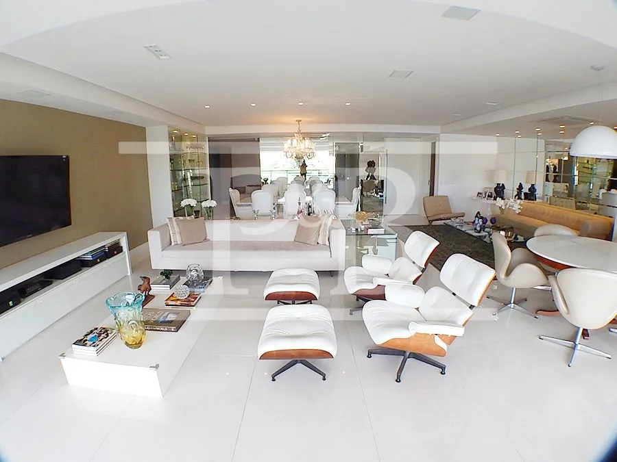 4-bedroom apartment with 319 m² and 4 parking spaces — photo 9