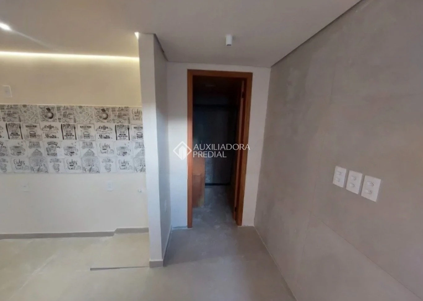 1-bedroom apartment with open kitchen and 30 m² — photo 5