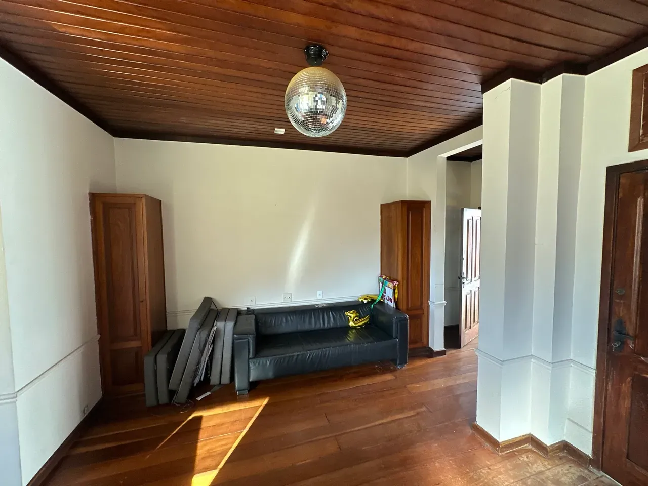 Меблированная квартира 800 м² с 4 спальнями и 4 ванными — photo 49