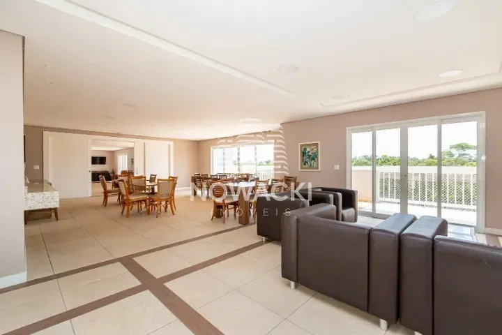 House with 4 bedrooms and 356 m² with integrated kitchen — photo 40