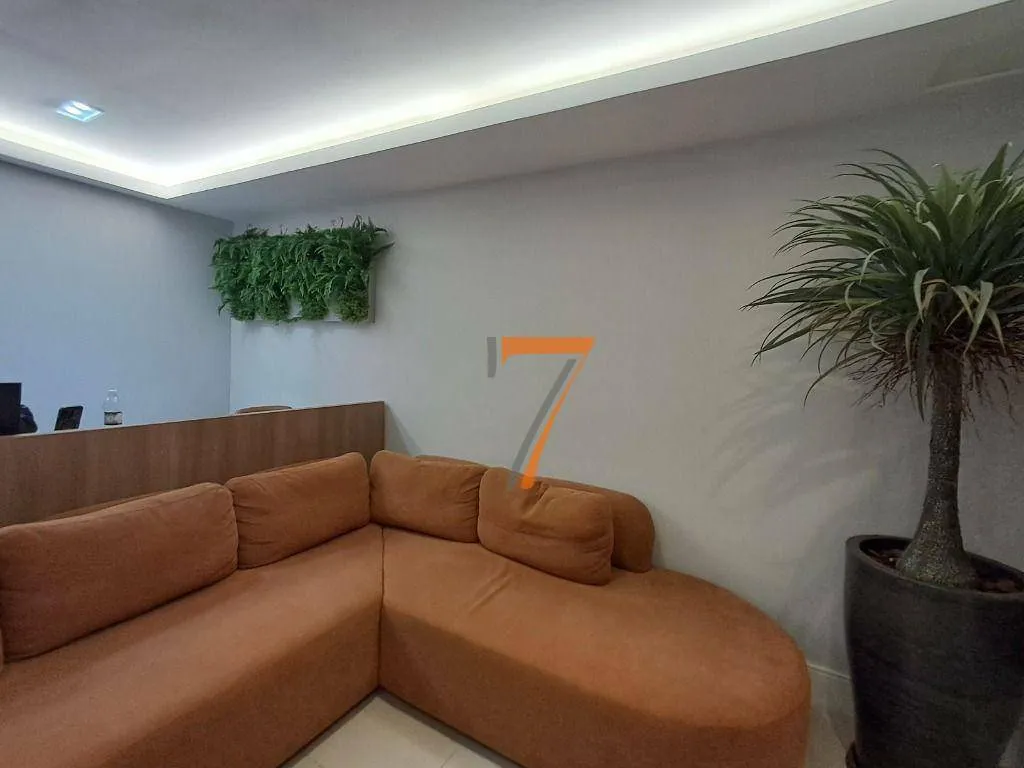 Studio com varanda e churrasqueira na sacada, 30 m² — photo 17