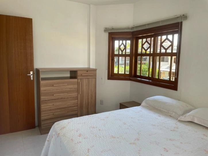Casa de 5 dormitorios con balcón gourmet — photo 17