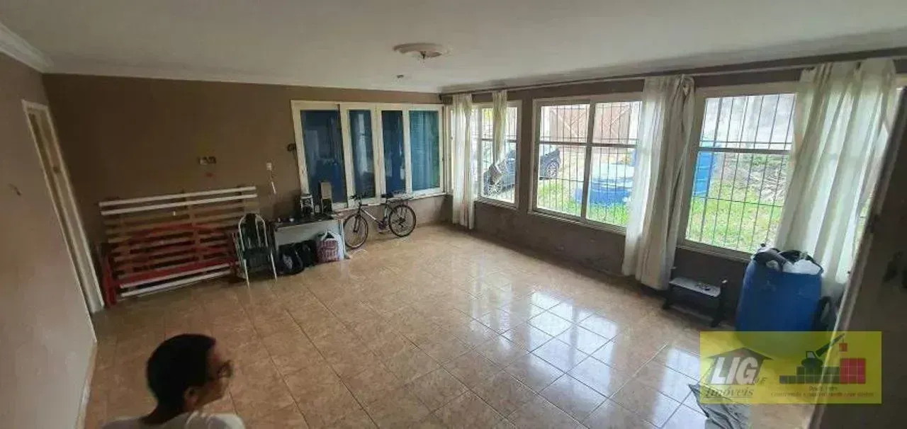 Rental house with 1 bedroom and 1 bathroom, no parking — photo 3