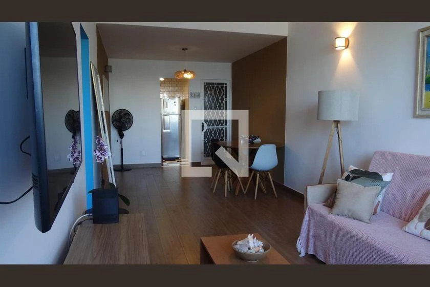 Furnished 2-bedroom apartment with balcony — photo 2