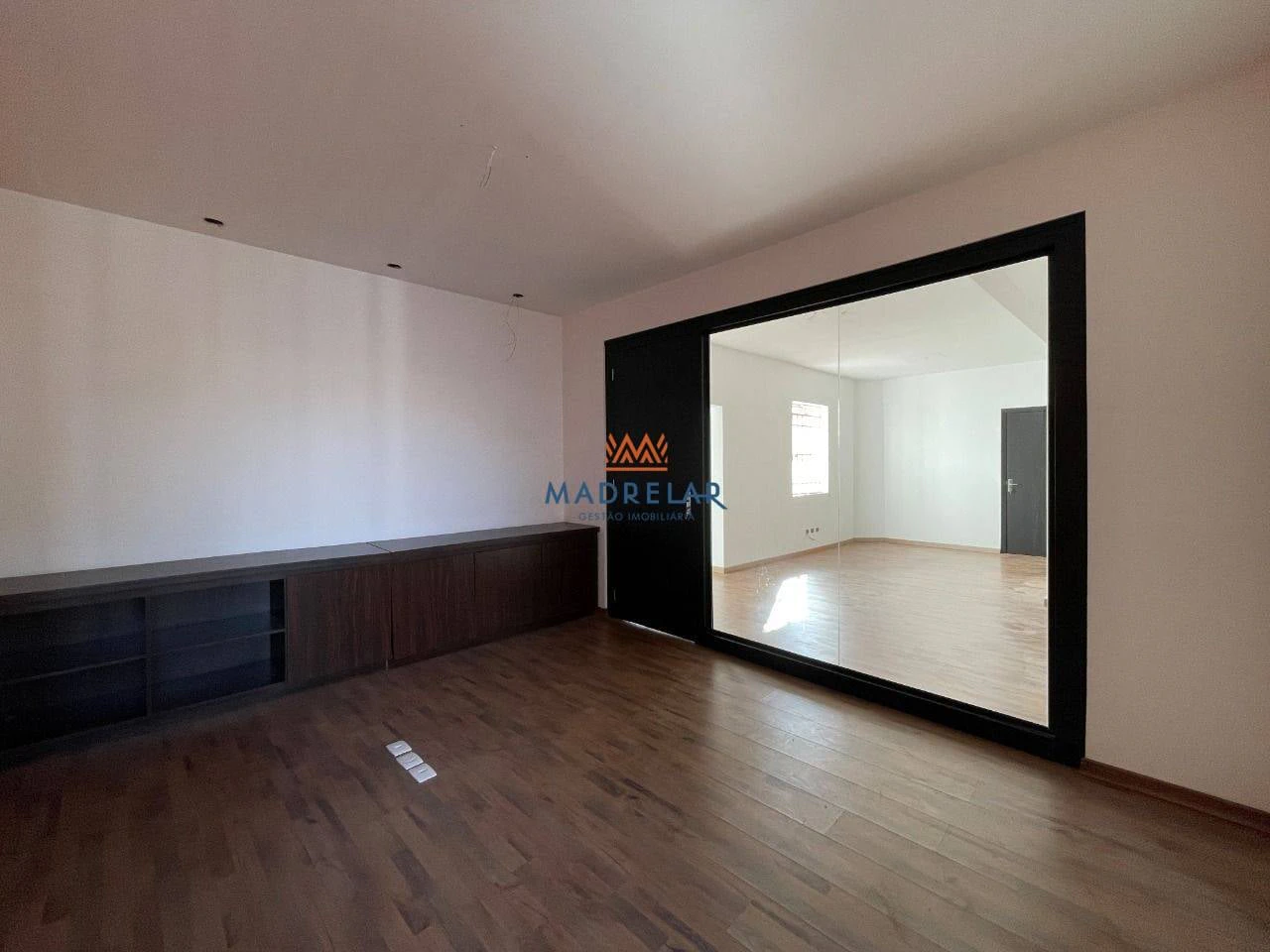 Сад и 2 спальни: дом 160 м² — photo 24