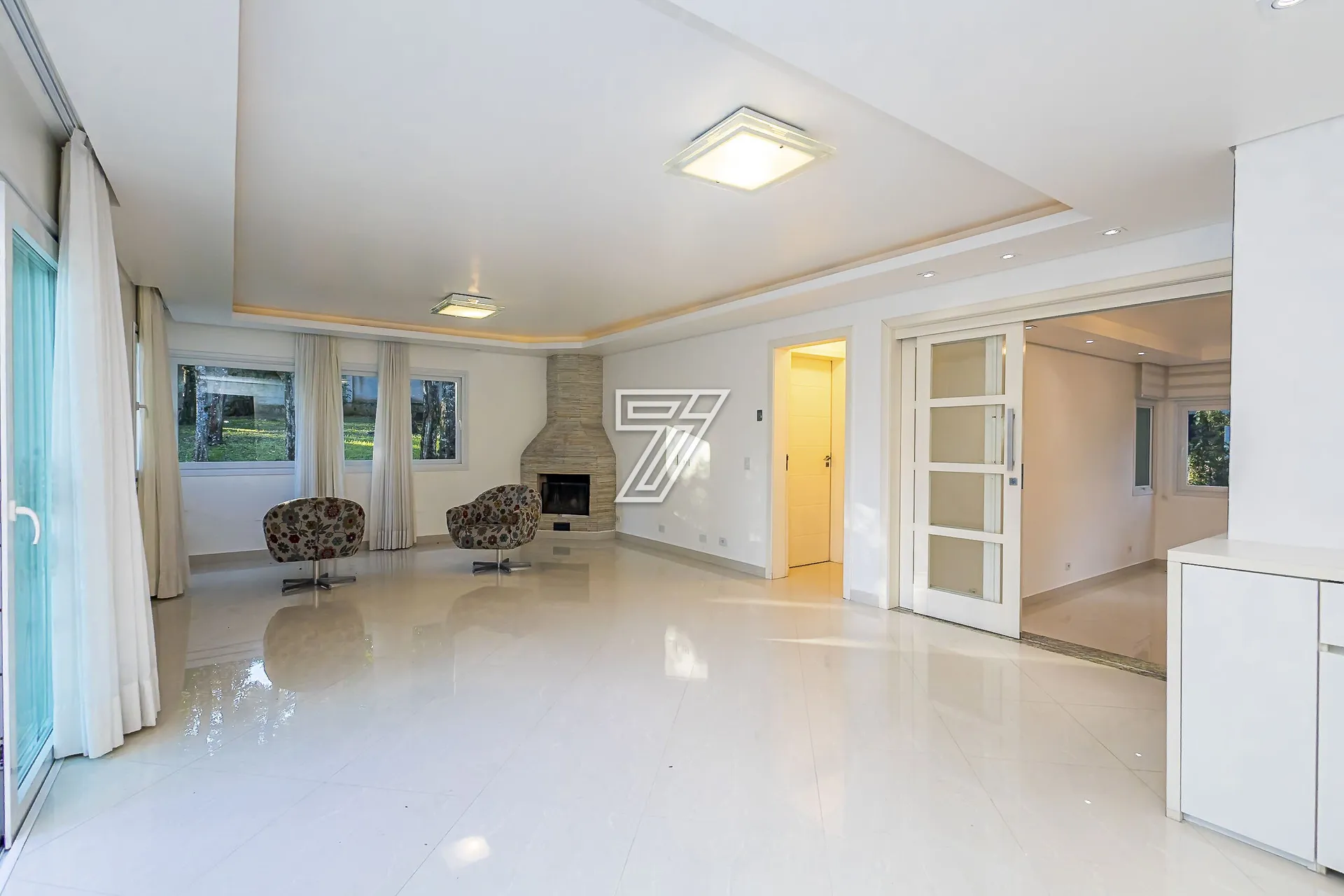 Casa para locação com 4 quartos e 3 suítes — photo 22