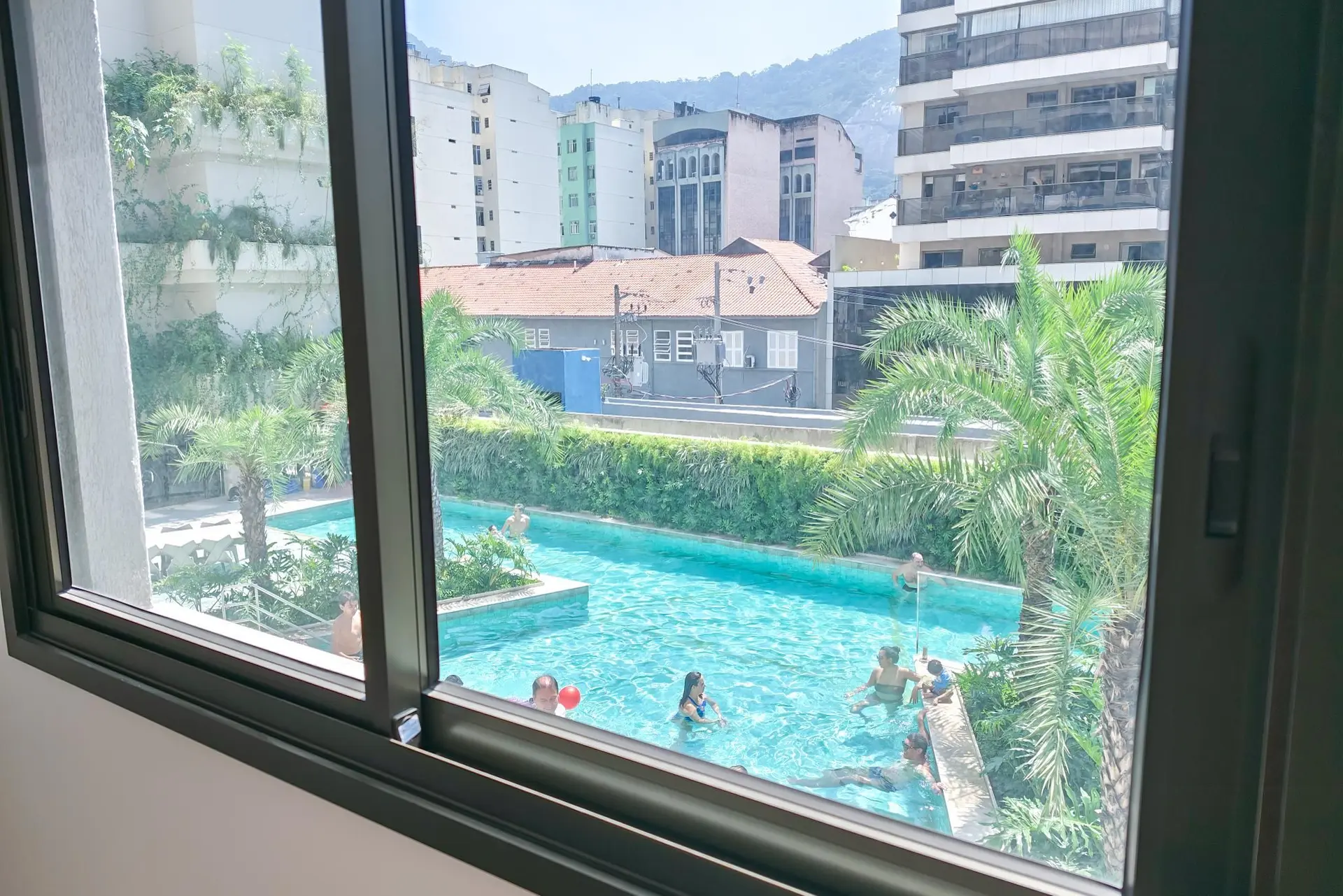 Apartment, 143 m², with a grill on the balcony — photo 16