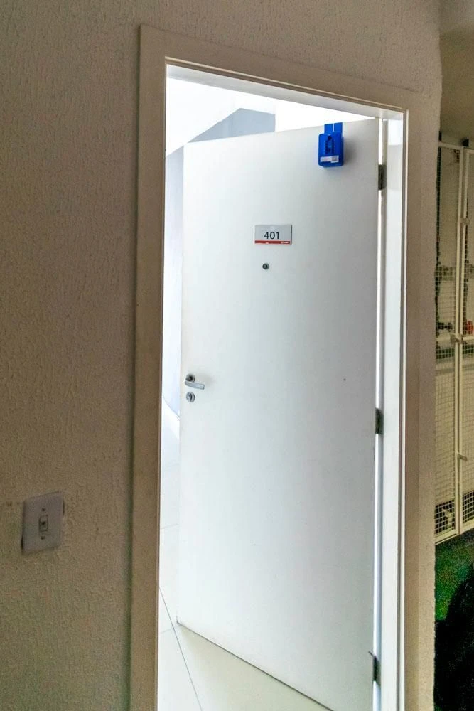 Apartamento de 2 quartos em condomínio com piscina — photo 24
