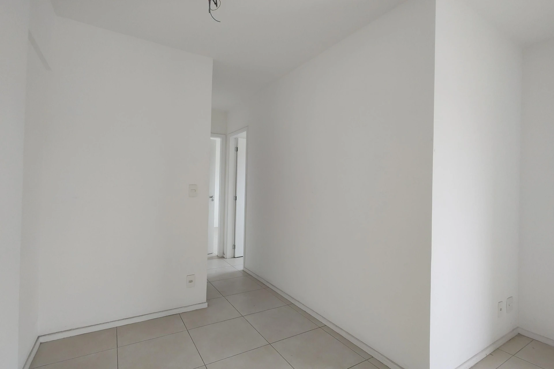 Apartamento sem mobília com 2 quartos e varanda — photo 44