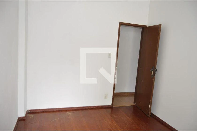 Apartamento com piso de madeira ou laminado, Méier — photo 20