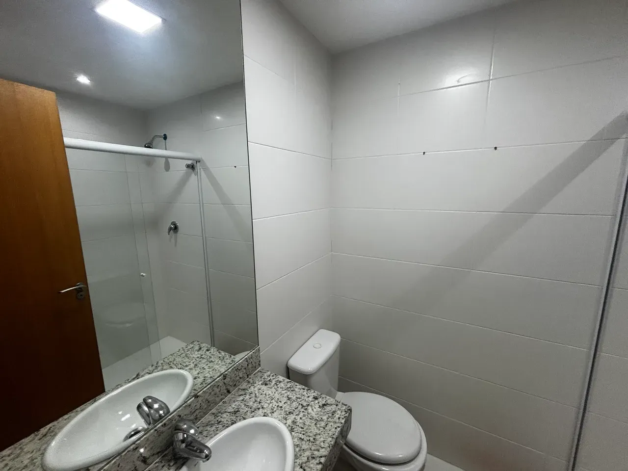 House with 4 bedrooms, 5 bathrooms and 3 parking spots — photo 22