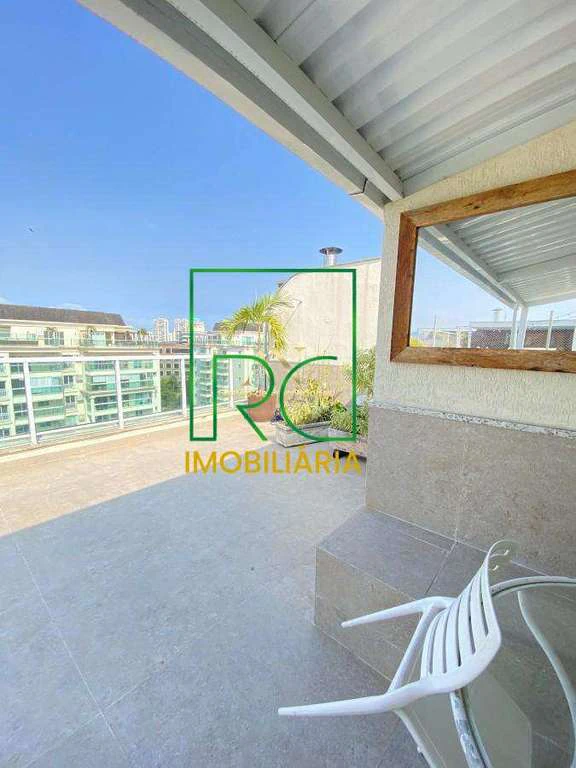 Cobertura com 3 quartos e cozinha com fogão a gás — photo 19