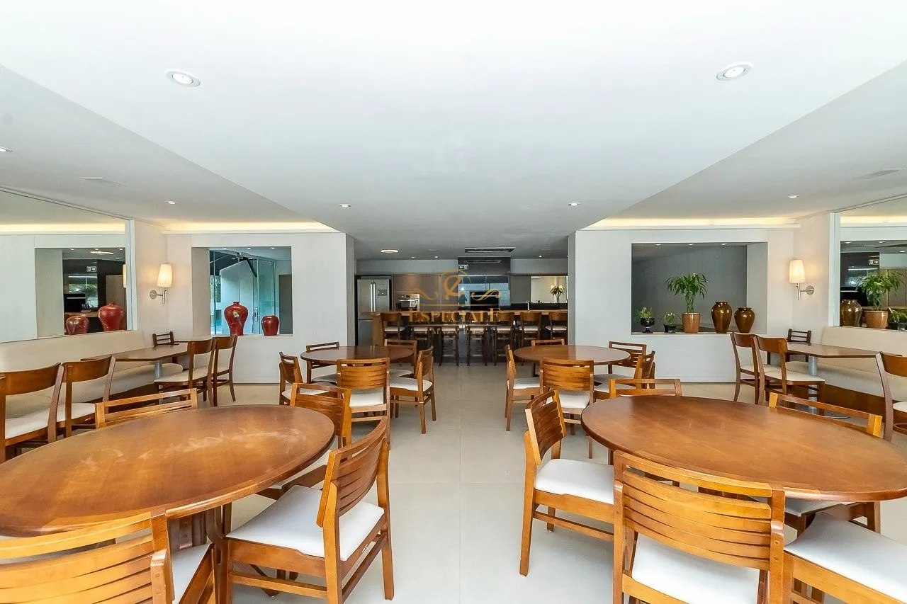 4-bedroom apartment with 2 suites, 331 m² — photo 54