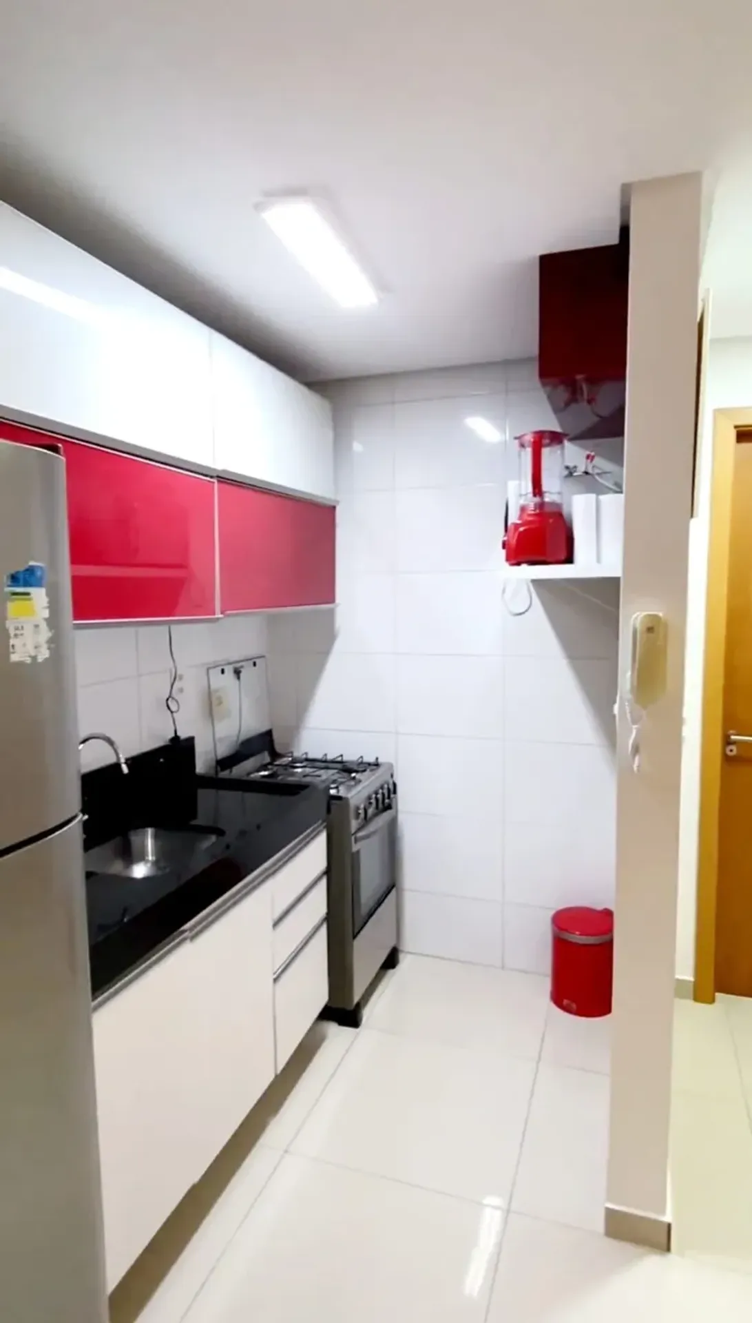 Apartamento mobiliado de 1 quarto em condomínio com academia — photo 2