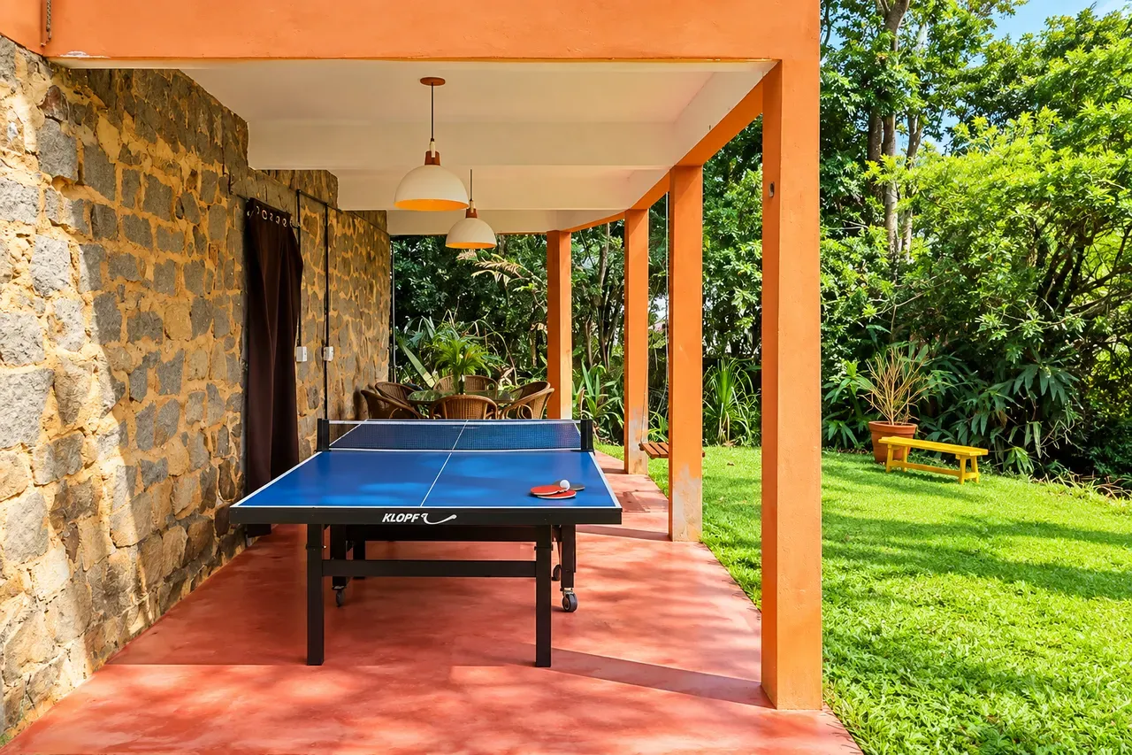 Furnished house, 200 m², with a water view — photo 9