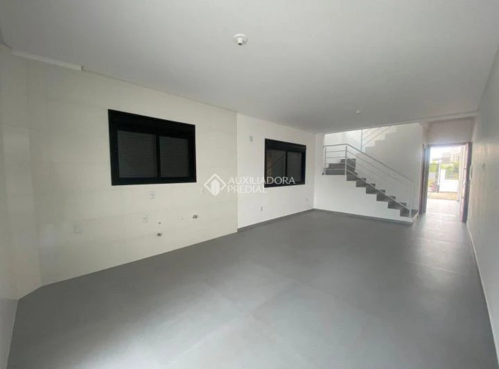 Rental house with 3 en-suite bedrooms and 439 m² — photo 2