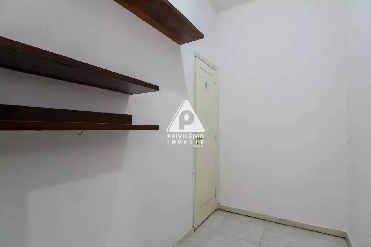 Деревянный пол или ламинат и 2 спальни: квартира 84 м² — photo 13