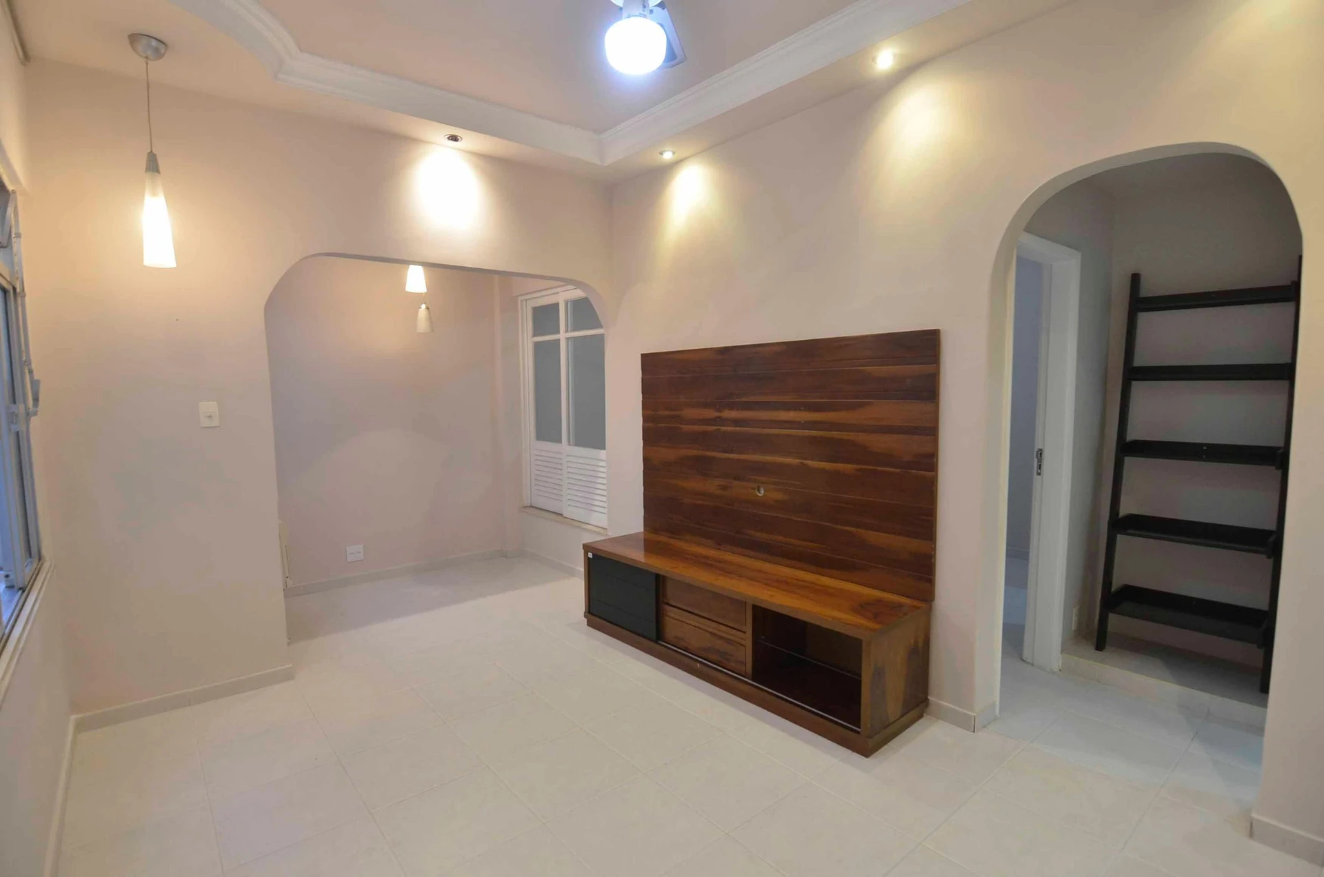 2-bedroom apartment with a walk-in closet in Rio de Janeiro — photo 6