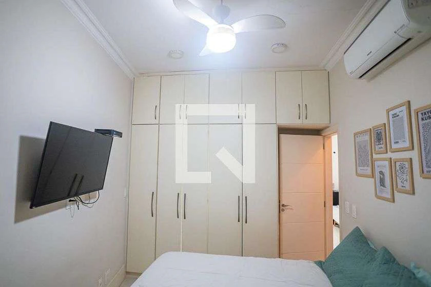 1-bedroom apartment with an open-plan gas kitchen — photo 15