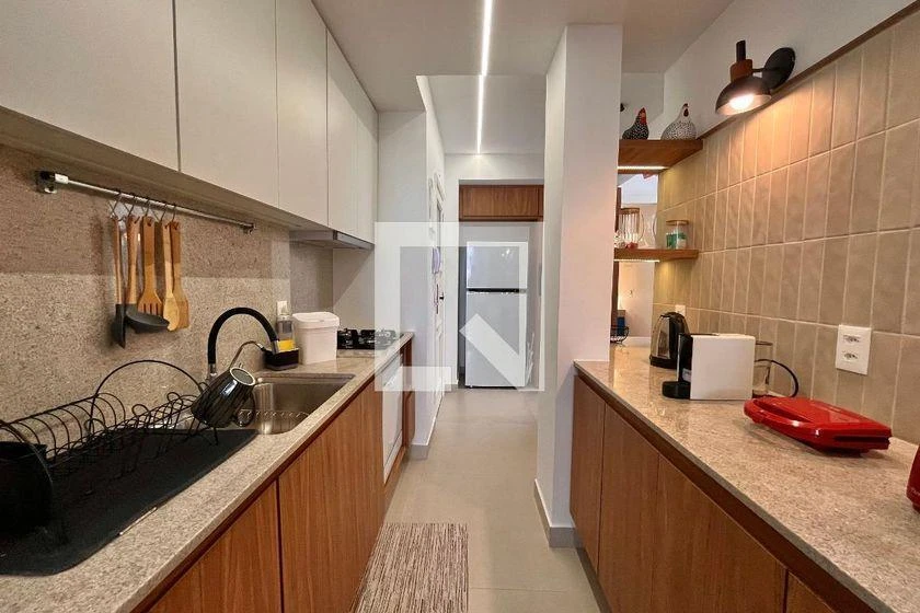 3-bedroom apartment with a home office — photo 8