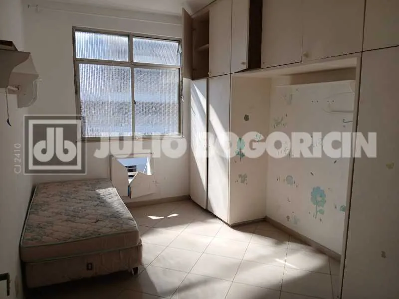80 m² apartment with 3 bedrooms and 1 parking spot
