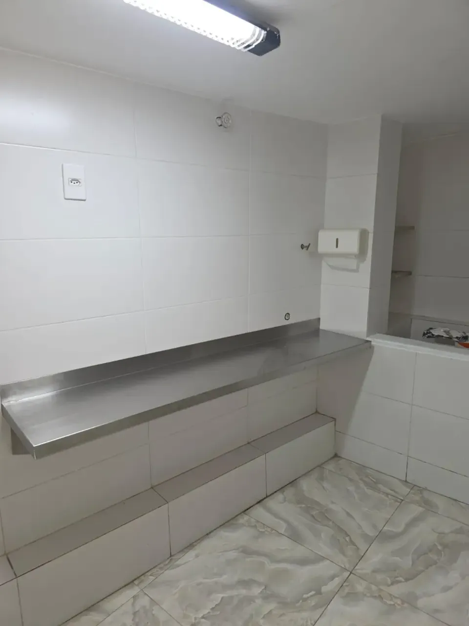 Unfurnished house with 1 bedroom and 2 bathrooms — photo 2