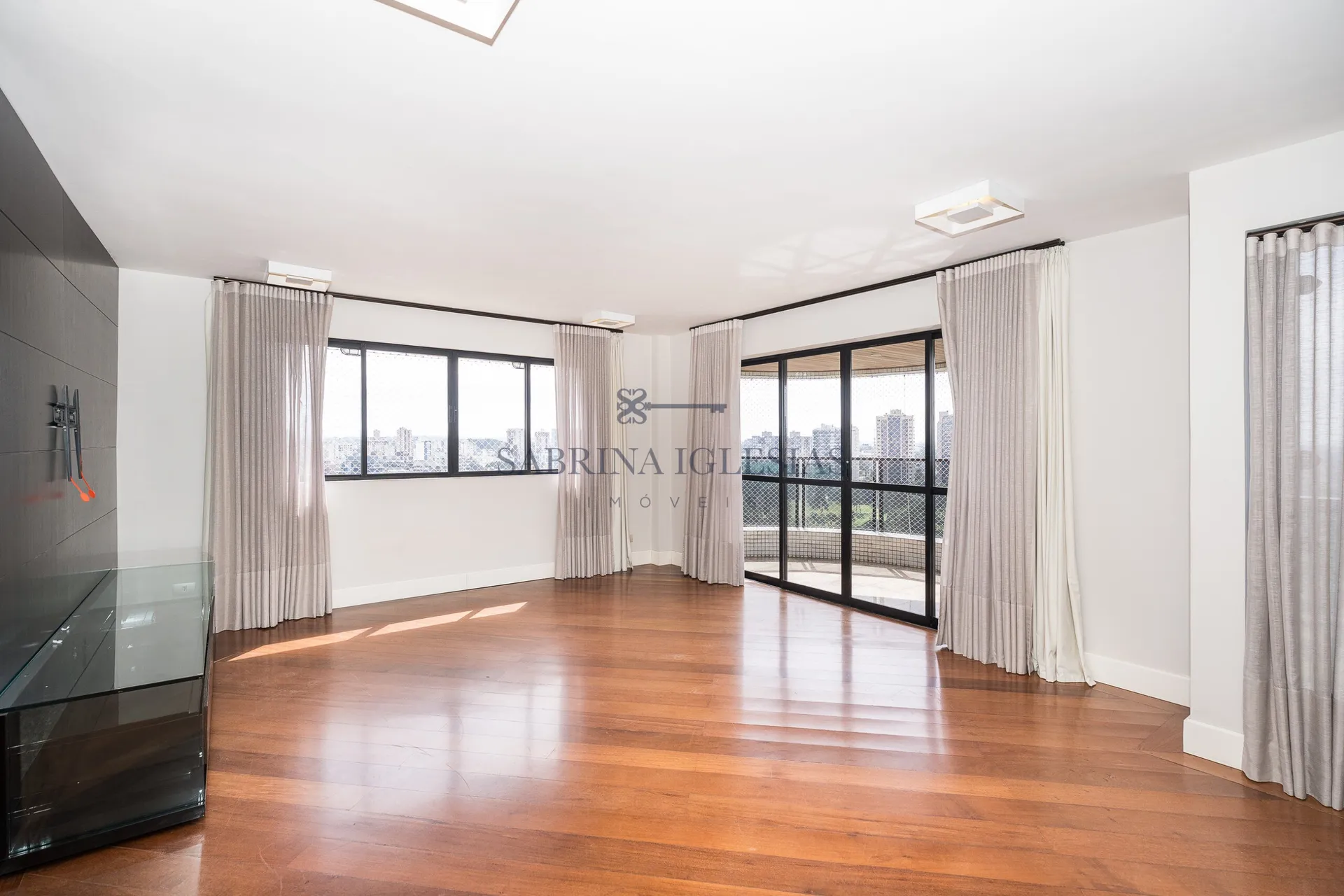 Apartamento com 3 quartos e 3 vagas, bem localizado — photo 3