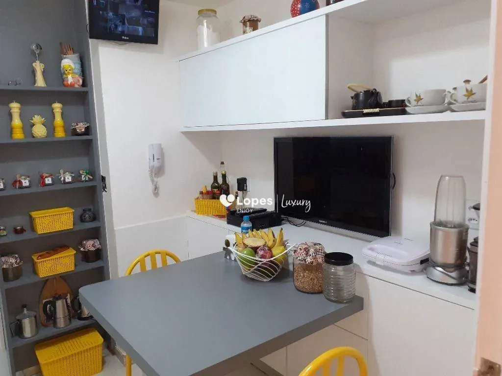 Triplex penthouse with 4 bedrooms and 3 suites, 2 parking — photo 25