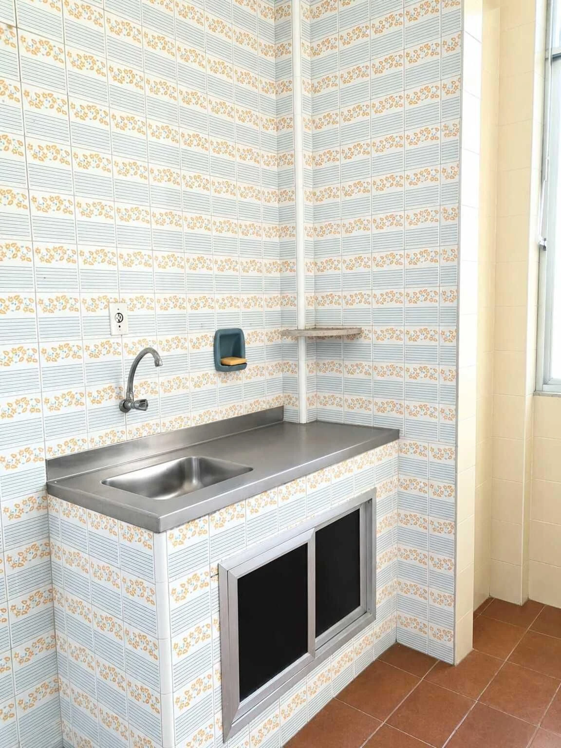 2-bedroom apartment with 1 bathroom and gas kitchen — photo 6