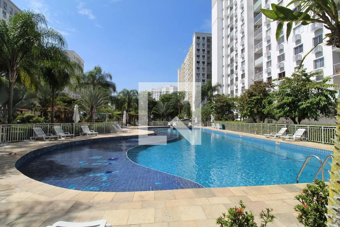 Apartamento mobiliado com 2 quartos e varanda — photo 24